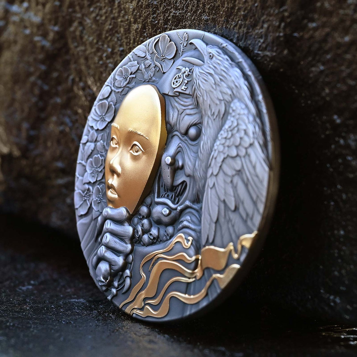 2023 $5 Niue Behing The Mask 2 oz 999.9 Ag